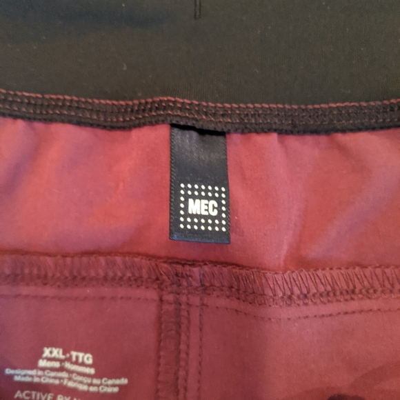 BNWT MEC Hercules Train Short - Picture 5 of 6